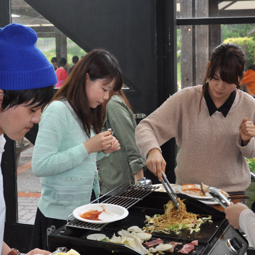 images/bbq2013/semi012.png